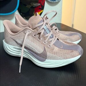 Nike Women's Pink Running Shoes